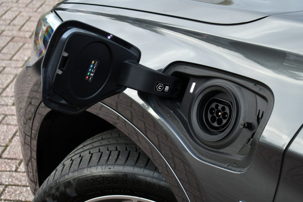 BMW X1 xDrive25e M-Sport Pano ACC HUD Camera Dr-Ast-Plus
