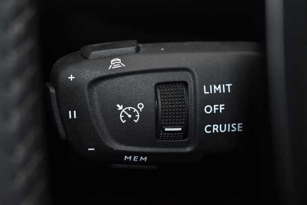 Peugeot 208 1.2 PureTech 100 PK Allure Pack | Carplay | Camera | Adapt. Cruise | Incl. garantie