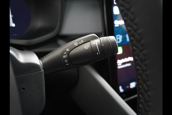 Polestar 2 Long Range 78 kWh SOH=92,7% Pano-Dak 20" Sleutelloos(Telefoon-sleutel) Adaptive-Cruise Carplay Android 360-Camera Elektr.stoelen Phone-Connect.Stoel-Verwarmd 1500kg-trekvermogen OnePedal drive Licht+Zichtpakket 55.000 nieuw!! EBD RemAssist Virtual-Cockpit digiDash Uitparkeer waarschuwing Botswaarsc.syst. Autonoom-Rem Noodrem ESP TCS Hill-Assist Lane Assist Pre-Crash-Syst. Emergency-Call Keyless Ecc tot 150kw snell