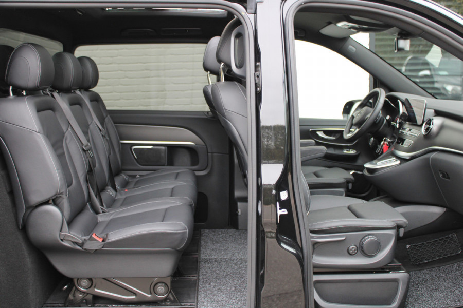 Mercedes-Benz V-Klasse 300d / DC / AMG / Panorama / 4.000km!! / 2x Elec Schuifdeur / Burmester / 360 Camera / Vol Opties / NIEUWSTAAT