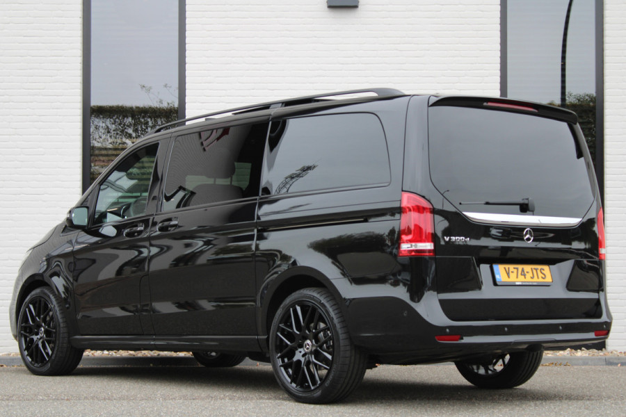 Mercedes-Benz V-Klasse 300d / DC / AMG / Panorama / 4.000km!! / 2x Elec Schuifdeur / Burmester / 360 Camera / Vol Opties / NIEUWSTAAT