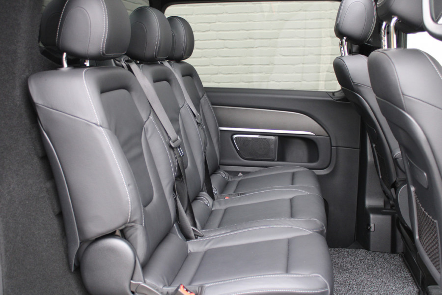 Mercedes-Benz V-Klasse 300d / DC / AMG / Panorama / 4.000km!! / 2x Elec Schuifdeur / Burmester / 360 Camera / Vol Opties / NIEUWSTAAT
