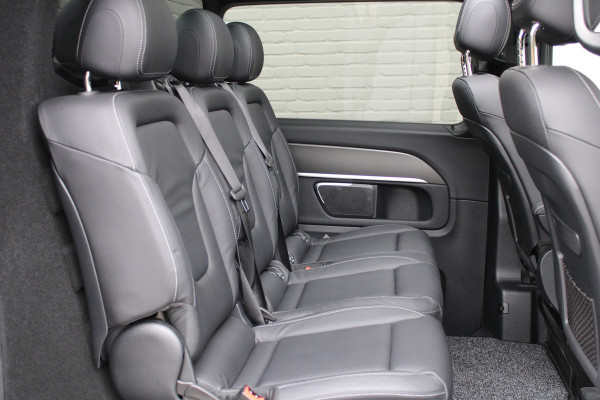 Mercedes-Benz V-Klasse 300d / DC / AMG / Panorama / 4.000km!! / 2x Elec Schuifdeur / Burmester / 360 Camera / Vol Opties / NIEUWSTAAT