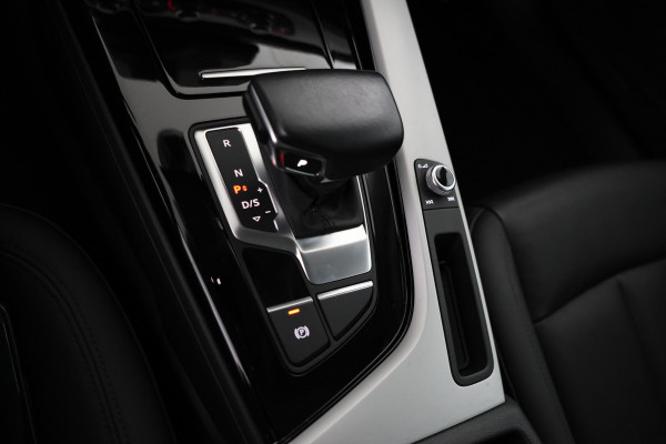 Audi A4 Avant 35 TDI Business Edition Automaat, Leer, Panorama, climate,
