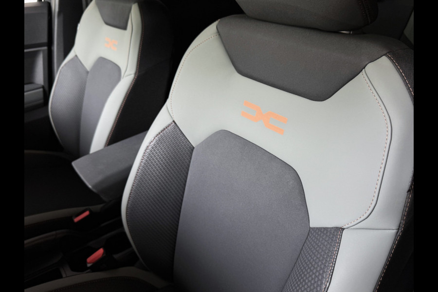 Dacia Duster 1.6 HYBRID EXTREME SANDSTONE CAMERA CARLAY NAVI STOEL/STUUR/RUIT VERW. LED PDC