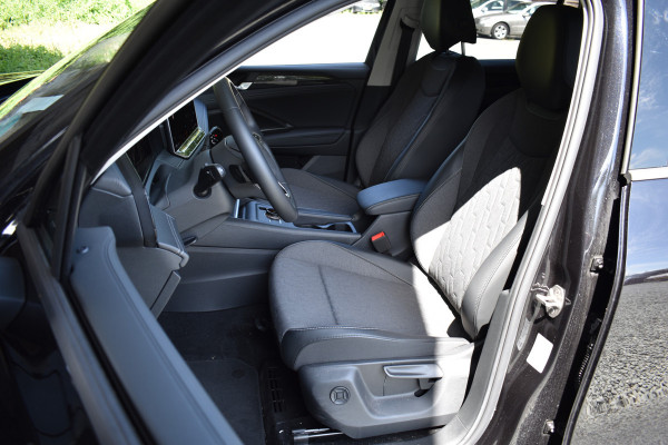 Volkswagen Tiguan 1.5 eTSI LIFE IQ-LIGHT/NAVI/TREKHAAK***
