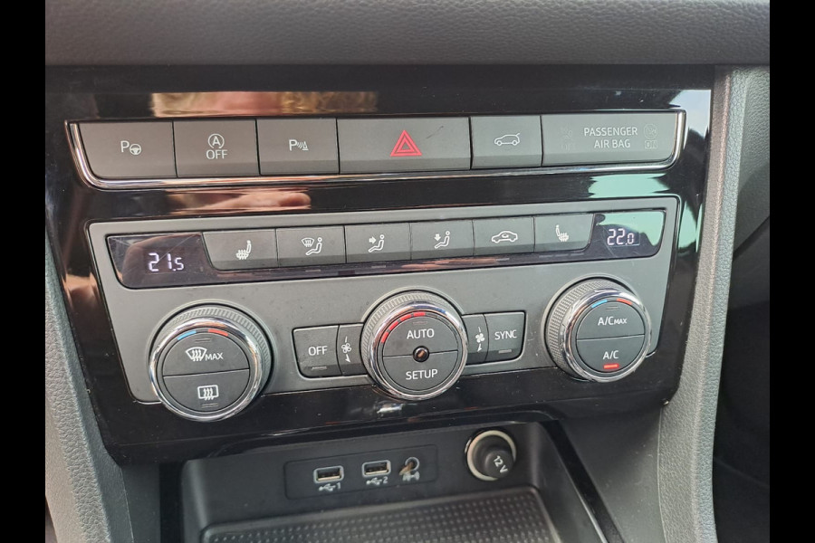 Seat Ateca 2.0 EcoTSI FR 4DRIVE | Automaat | LED | Trekhaak | Stoelverwarming | Park Assist | Elek. klep | All-season |