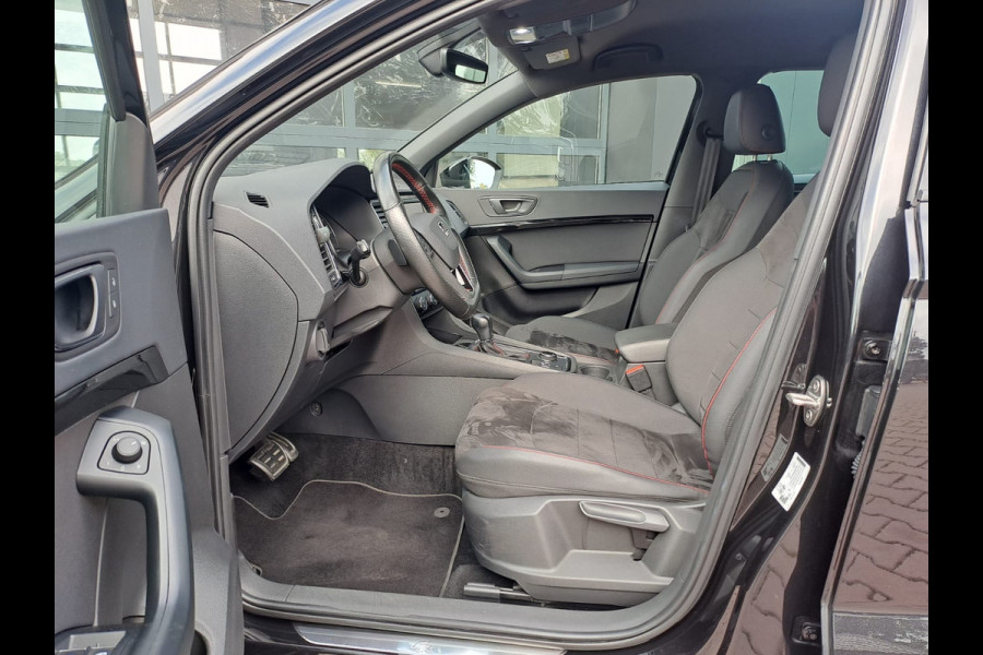 Seat Ateca 2.0 EcoTSI FR 4DRIVE | Automaat | LED | Trekhaak | Stoelverwarming | Park Assist | Elek. klep | All-season |