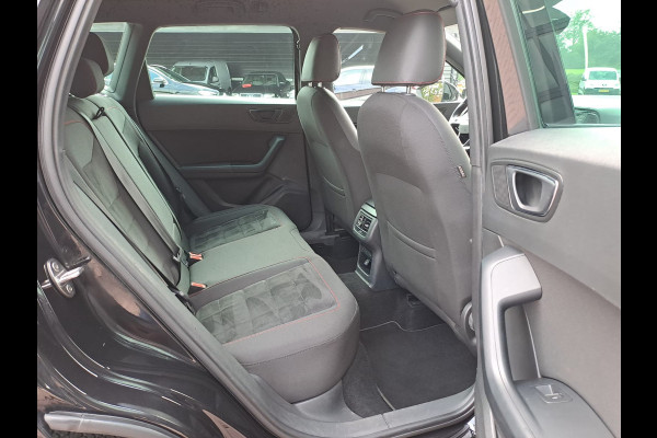 Seat Ateca 2.0 EcoTSI FR 4DRIVE | Automaat | LED | Trekhaak | Stoelverwarming | Park Assist | Elek. klep | All-season |