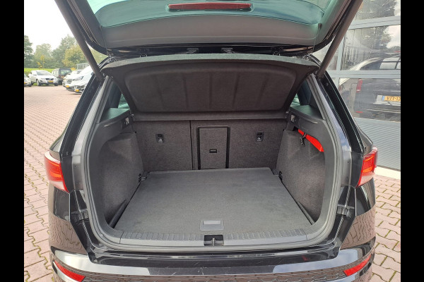 Seat Ateca 2.0 EcoTSI FR 4DRIVE | Automaat | LED | Trekhaak | Stoelverwarming | Park Assist | Elek. klep | All-season |