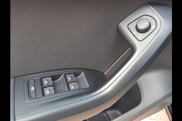 Seat Ateca 2.0 EcoTSI FR 4DRIVE | Automaat | LED | Trekhaak | Stoelverwarming | Park Assist | Elek. klep | All-season |