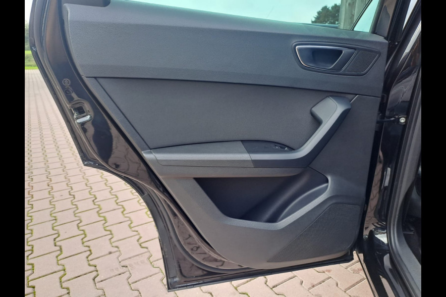 Seat Ateca 2.0 EcoTSI FR 4DRIVE | Automaat | LED | Trekhaak | Stoelverwarming | Park Assist | Elek. klep | All-season |