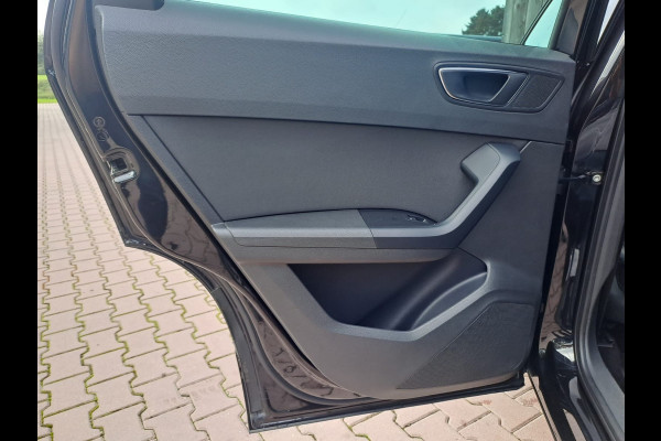 Seat Ateca 2.0 EcoTSI FR 4DRIVE | Automaat | LED | Trekhaak | Stoelverwarming | Park Assist | Elek. klep | All-season |