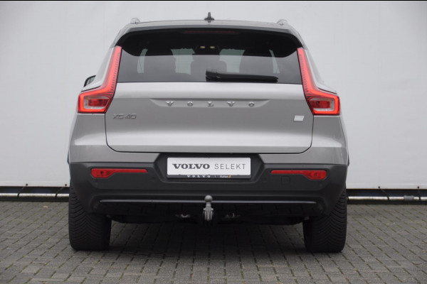 Volvo XC40 252PK Automaat Single Ext. Range Core / Lederen bekleding / Trekhaak / getint glas / Leder met alcantara interieur / Parkeersensoren met camera / Stoel - en stuurwielverwarming / Apple carplay