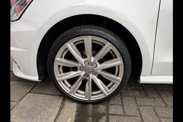 Audi A1 Sportback 1.0 TFSI Adrenalin