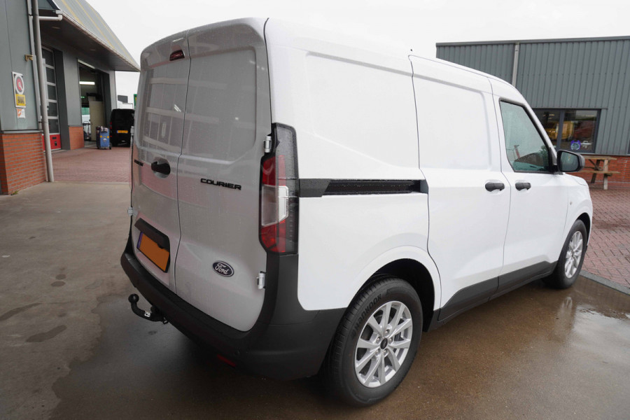 Ford Transit Courier 1.0 EcoBoost 125PK Trend Benzine Automaat (zilver grijs) Airco | Cruise | Trekhaak | Apple CP- Android auto