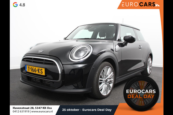 MINI Mini 1.5 Cooper Automaat Camden Edition | Navigatie | Camera | Parkeersensoren | Cruise Controle | Virtual Cockpit | Climate Control
