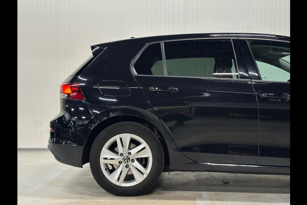 Volkswagen Golf 1.5 eTSI Business | CAMERA | LED | CARPLAY | ACC | MILD HYBRIDE