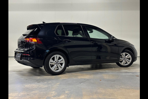 Volkswagen Golf 1.5 eTSI Business | CAMERA | LED | CARPLAY | ACC | MILD HYBRIDE
