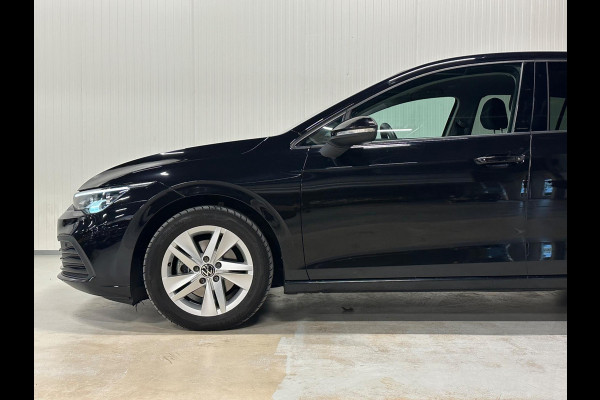 Volkswagen Golf 1.5 eTSI Business | CAMERA | LED | CARPLAY | ACC | MILD HYBRIDE