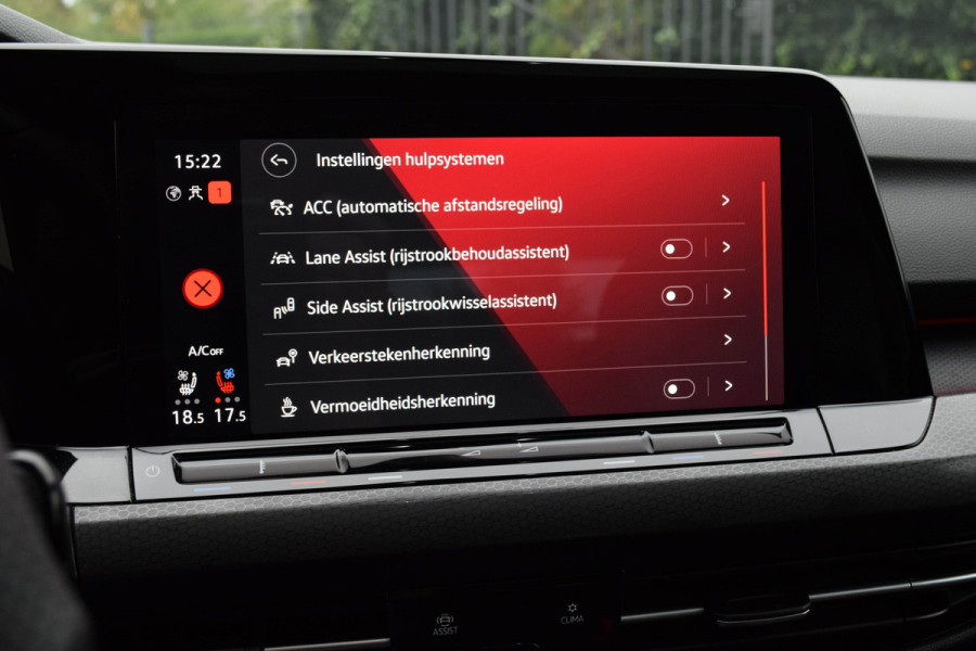 Volkswagen Golf 2.0 TSI GTI Clubsport Special / Nürburgring Mode/ Head-Up Display/ Virtual Cockpit/ Panoramadak/ 221kW (301PK)