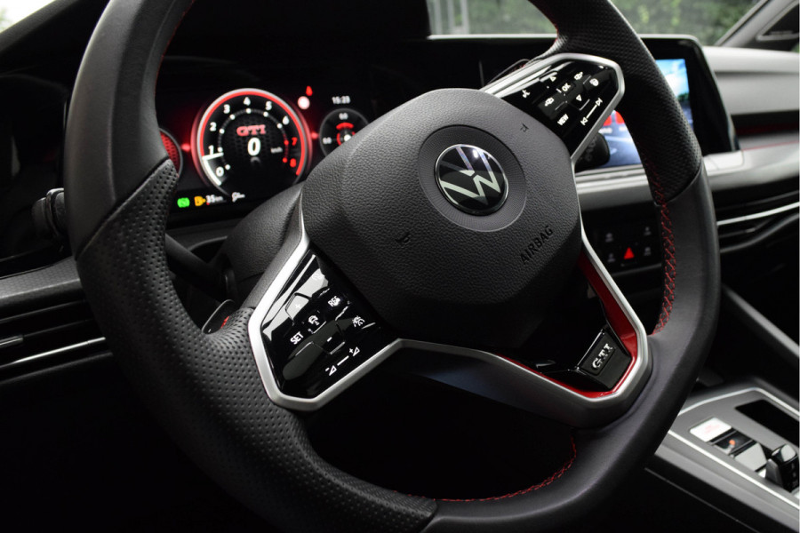 Volkswagen Golf 2.0 TSI GTI Clubsport Special / Nürburgring Mode/ Head-Up Display/ Virtual Cockpit/ Panoramadak/ 221kW (301PK)