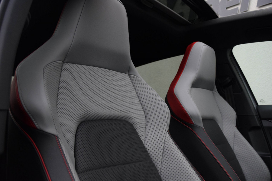 Volkswagen Golf 2.0 TSI GTI Clubsport Special / Nürburgring Mode/ Head-Up Display/ Virtual Cockpit/ Panoramadak/ 221kW (301PK)