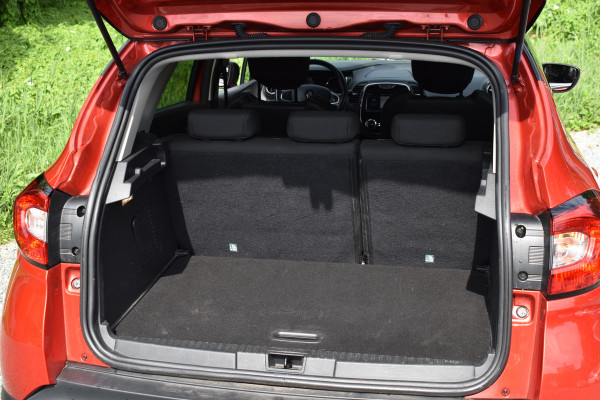 Renault Captur 1.2 TCe 120PK DYNAMIQUE TREKHAAK/NAVI/CAMERA