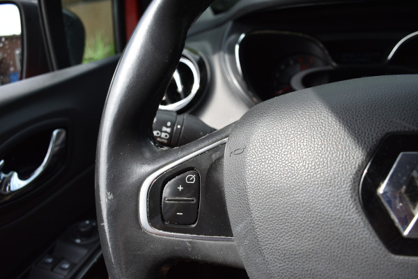 Renault Captur 1.2 TCe 120PK DYNAMIQUE TREKHAAK/NAVI/CAMERA