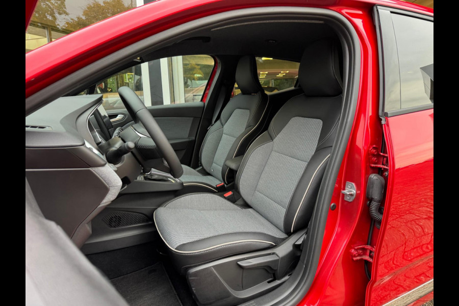 Renault Clio 1.6 E-Tech Full Hybrid 145 techno Groot navi / 360 Camera / Vert. cockpit / Clima / LM velgen