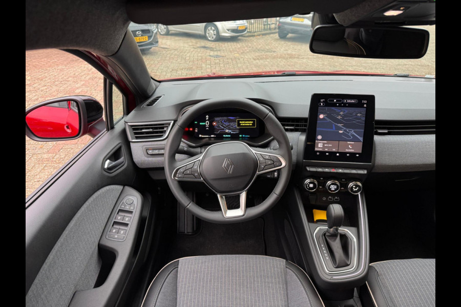 Renault Clio 1.6 E-Tech Full Hybrid 145 techno Groot navi / 360 Camera / Vert. cockpit / Clima / LM velgen