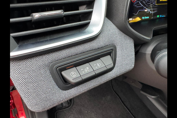Renault Clio 1.6 E-Tech Full Hybrid 145 techno Groot navi / 360 Camera / Vert. cockpit / Clima / LM velgen