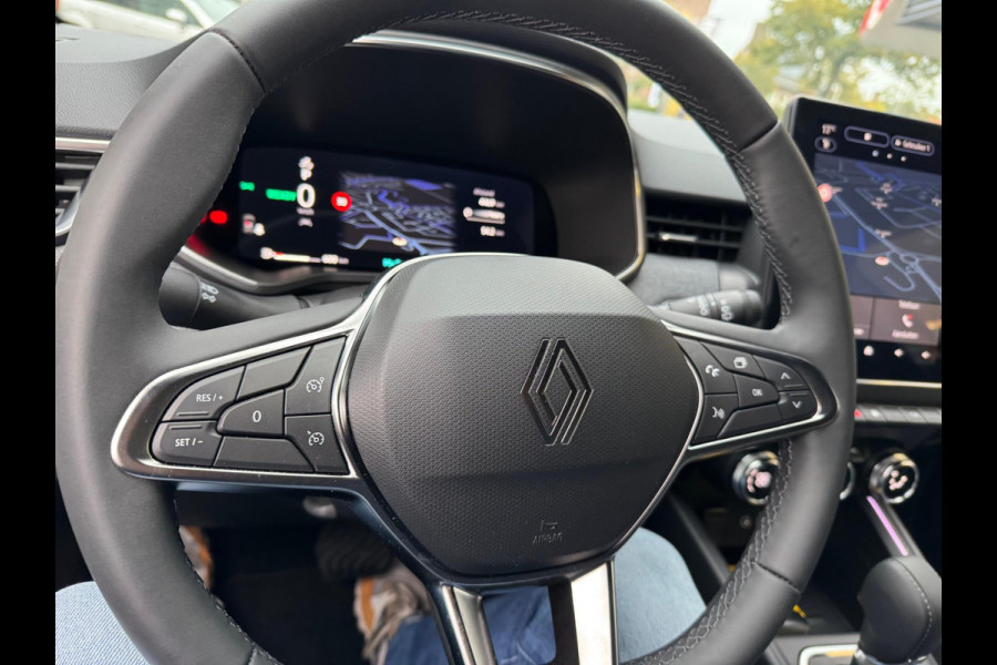Renault Clio 1.6 E-Tech Full Hybrid 145 techno Groot navi / 360 Camera / Vert. cockpit / Clima / LM velgen
