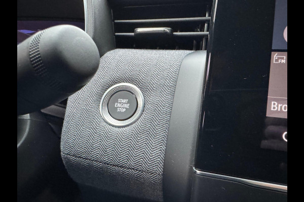 Renault Clio 1.6 E-Tech Full Hybrid 145 techno Groot navi / 360 Camera / Vert. cockpit / Clima / LM velgen