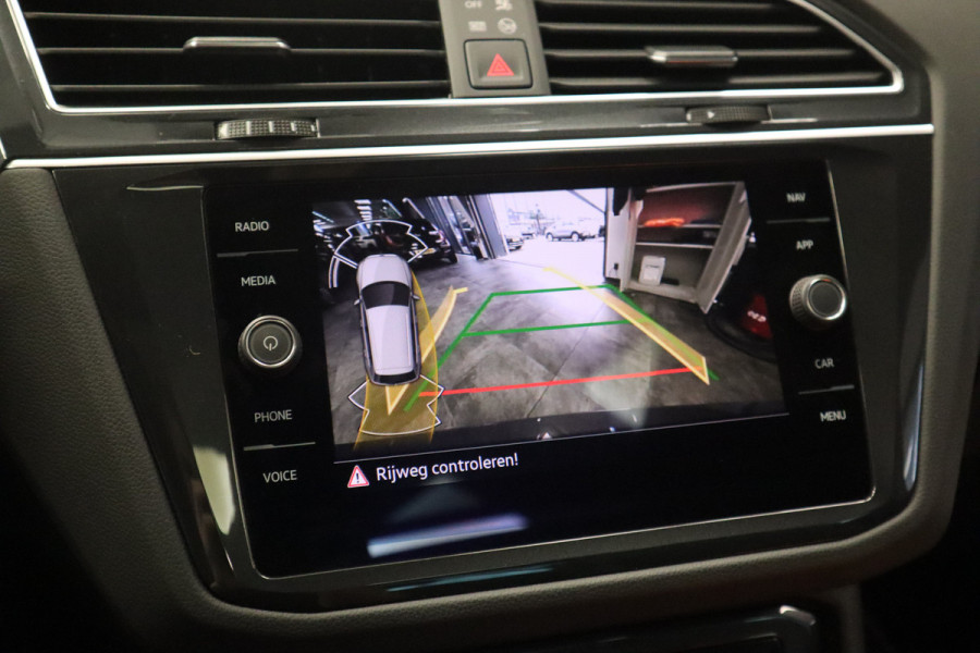 Volkswagen Tiguan 1.4 TSI eHybrid R-Line Business+ DSG Panoramadak IQ-Light