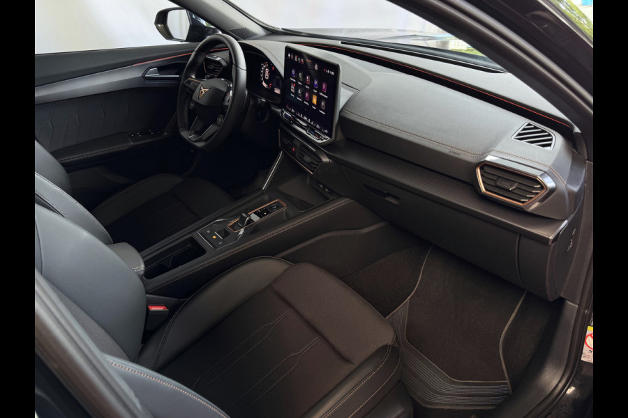 CUPRA Formentor 1.5 TSI 150PK CAMERA ELEK.TREKHAAK  STOEL/STUUR ELEK.KLEP VERW. LED LEER CARPLAY ZWARTE.HEMEL 10/2024
