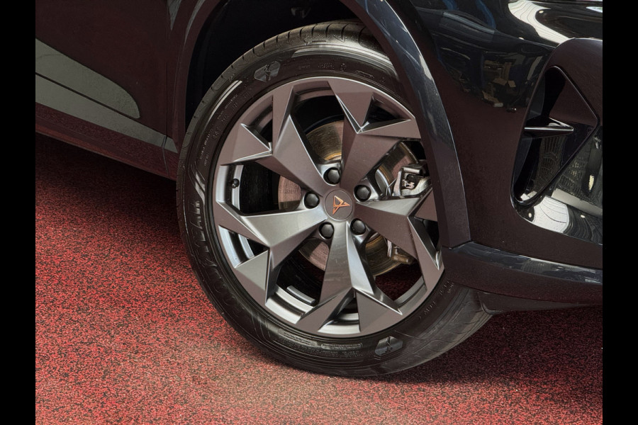 CUPRA Formentor 1.5 TSI 150PK CAMERA ELEK.TREKHAAK  STOEL/STUUR ELEK.KLEP VERW. LED LEER CARPLAY ZWARTE.HEMEL 10/2024