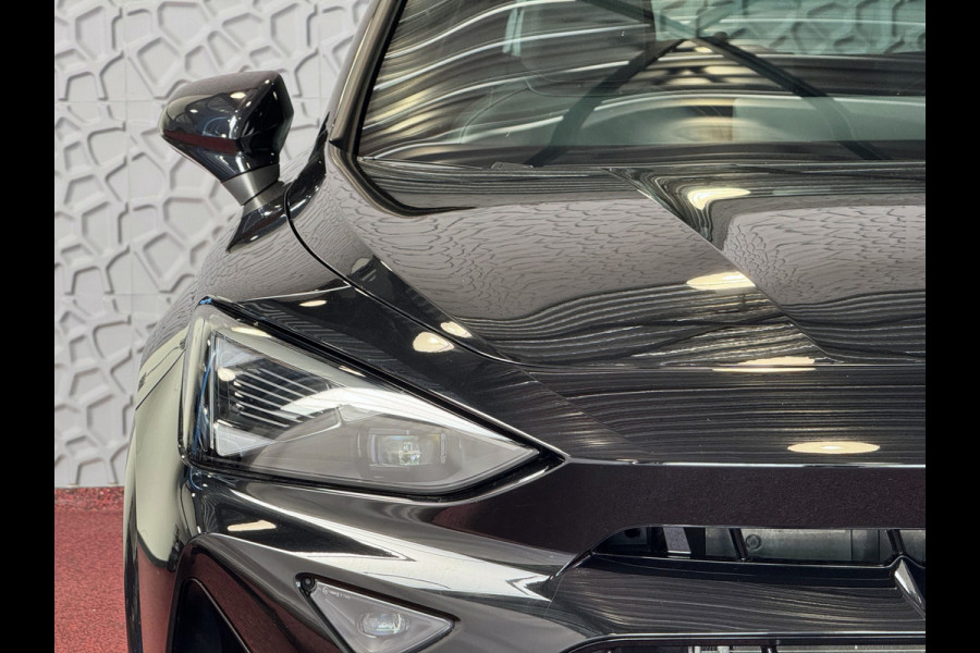 CUPRA Formentor 1.5 TSI 150PK CAMERA ELEK.TREKHAAK  STOEL/STUUR ELEK.KLEP VERW. LED LEER CARPLAY ZWARTE.HEMEL 10/2024