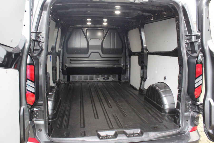 Ford Transit Custom 320 2.0 TDCI L2H1 Limited | Trekhaak | Cruise Control | Climate Control | Stoelverwarming | Navigatie |