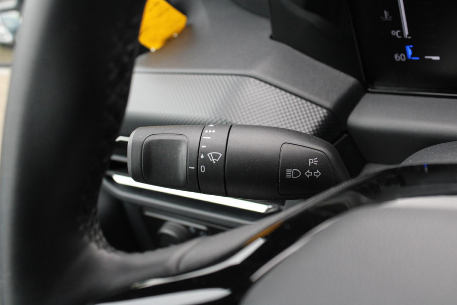 Ford Transit Custom 320 2.0 TDCI L2H1 Limited | Trekhaak | Cruise Control | Climate Control | Stoelverwarming | Navigatie |
