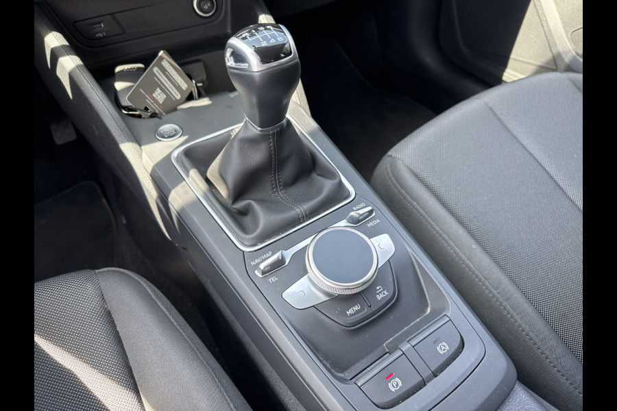 Audi Q2 30 TFSI 110PK PRO LINE CAMERA/NAVI/KEYLESS