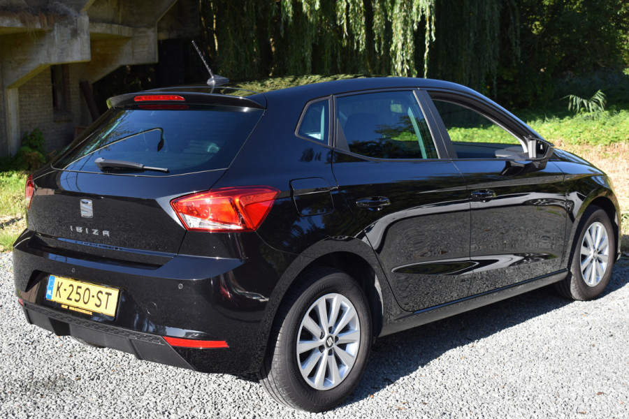 Seat Ibiza TSI 95PK STYLE BUSINESS INTENSE CAMERA/NAVI/CARPLAY***