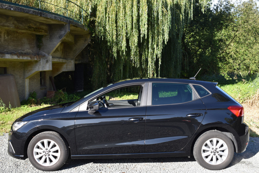 Seat Ibiza TSI 95PK STYLE BUSINESS INTENSE CAMERA/NAVI/CARPLAY***