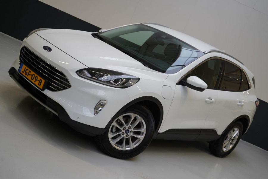 Ford Kuga 2.5 PHEV Titanium | Adapt. Cruise | Voorruitverwarming | Privacy Glass | Navigatie | Climate airco