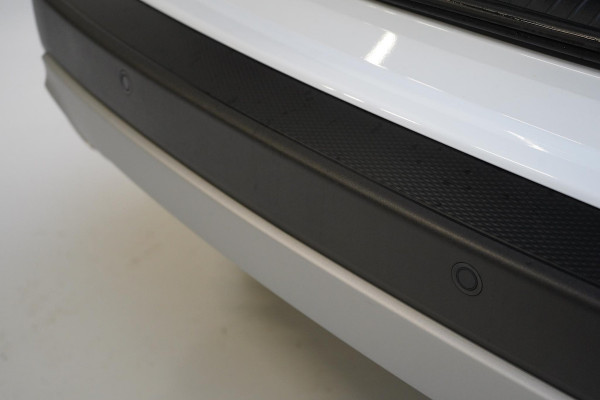 Ford Kuga 2.5 PHEV Titanium | Adapt. Cruise | Voorruitverwarming | Privacy Glass | Navigatie | Climate airco