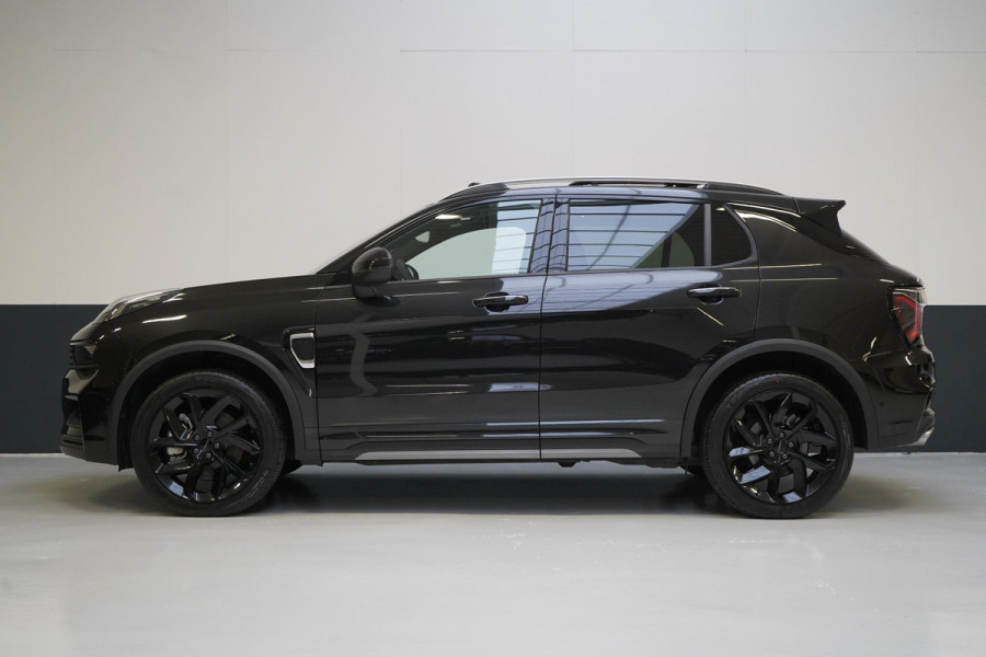 Lynk & Co 01 1.5 | Zwart optiek | Panoramadak | Navigatie | Memory | Apple CarPlay