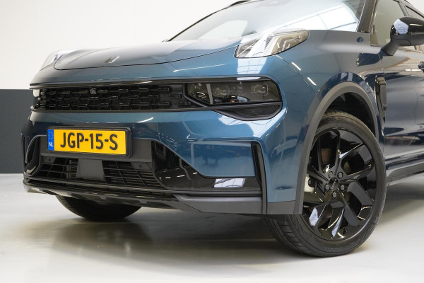 Lynk & Co 01 1.5 | Zwart optiek | Panoramadak | Navigatie | Memory | Apple CarPlay