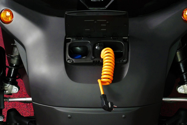 Renault Twizy URBAN 80 INCL ACCU 4122 KM PDC RUITVERW. SWICHBLADE