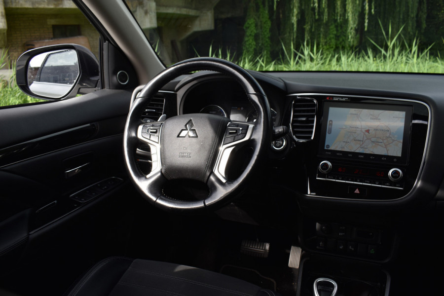 Mitsubishi Outlander 2.4 PHEV INTENSE+ CAMERA/LEDER/SCHUIFDAK***