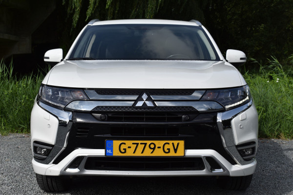Mitsubishi Outlander 2.4 PHEV INTENSE+ CAMERA/LEDER/SCHUIFDAK***